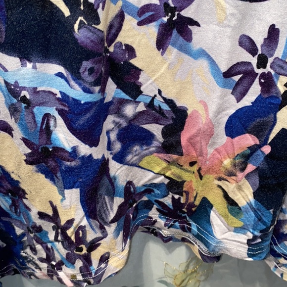 SARA STUDIO FLORAL ASYMMETRICAL TOP SZ L - Picture 3 of 8